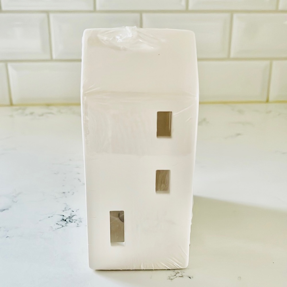 White Ceramic Split Level Light Up House - Picture 6 of 10